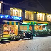 The Kaizer Valley Hotel