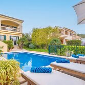 Xilvar in Mallorca With 3 Bedrooms and 2 Bathrooms