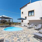 Three Waves Maisonettes Manoussos