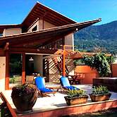 Casa c Wi-fi Jacuzzi e Churrasqueira em Guaec SP