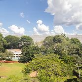 Apto com boa Localiza o Garagem e Ar-condicionado