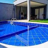 Casa a 150m da Praia de Boi Ucanga com Piscina