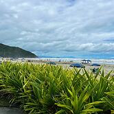 Incr vel Flat a Beira mar na Praia de Guaratuba SP