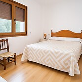 Luxe 2 BR with Jetted Tub and Pool