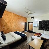 Hotel SSR Palace Mount Abu