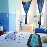 Seaview Deluxe Studio w Kitchenette, Balcony &pool