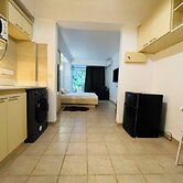 West Coast Hideaway-apt 2