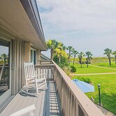 Steps to the Beach! Resort Access & Golf Cart Included! Dog Friendly