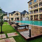 Hotel Discretion LTD