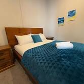 free parking 2Bed family home in AKL CBD