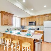 6 Mi to Grove Creek Canyon Trail: Abode w/ Views