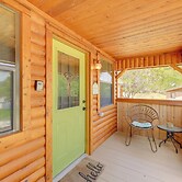 Cozy Couple's Cabin Retreat in Concan!