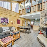 Walk to Ski Lift: Family-friendly Red River Haven!