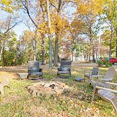 Half-mi to Grand Lake & Marina: Monkey Island Home