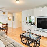 1 Mi to Downtown & Palladium: Worcester Getaway!