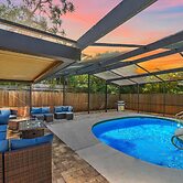 Casa De Flores 4 Bedroom Home