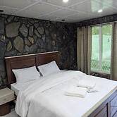 comfort Hotel & Huts