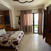 Vintage Seaview APT Full City Center