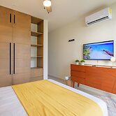 Chic Beachfront Condo Ocean View