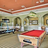 Pool, Hot Tub & Theatre Access: Kissimmee Gem