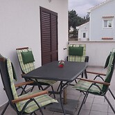 Cozy Island Apartment Lavanda on Krk