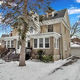 Cozy 3BR Near UB & Niagara Falls - Pet Friendly