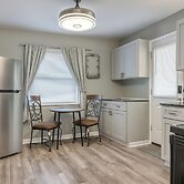 Cozy 2BR Home: With Lake Access & Work Space