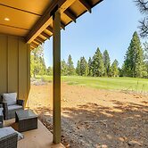 2 Mi to Lake Almanor: Home w/ Golf Course Views!