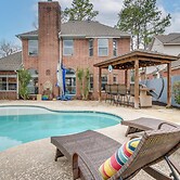 Community Perks at Luxe Houston Area Home!