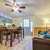 4 Mi to Bennett Spring SP: Dog-friendly Home!