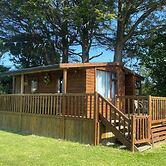 Lakeside Lodge - Castlemartyr - Sleeps 4