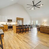 Walk to Sebago Town Beach: Luxe Townhome w/ Grill