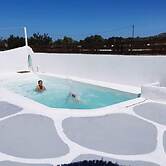 Boho Sisi Retreat - Poolside Oasis Garden Charm