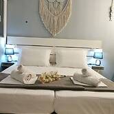 Boho Sisi Resort - Poolside Oasis Garden Vibes