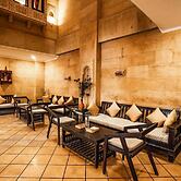 Hotel Golden Legacy - By PRAMANA EXP