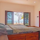 MWAMBANI BEACH VILLAS