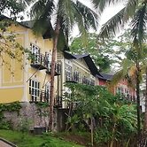 Munjoh Island House Suites and Spa