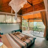 Hill Safari Eco Lodge