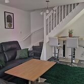 Cozy Urban Retreat in Newcastle