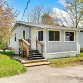 Hike, Fish & Ski: Black Bear Cabin in Albany