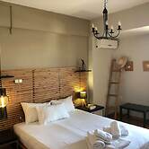 Erieta sea View Apartment 50m From the Beach