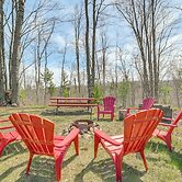 On-site Hiking: Family Escape in Northern Michigan