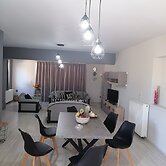 Detached House - Villa Mariva