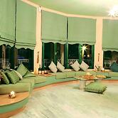 Aquarius Apartments by Checkin