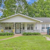Walk to Dtwn: Ironton Home in Historic District
