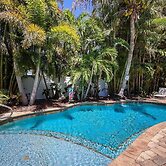 Paradise Palms 3 Bedroom Cottage