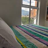 Great comfortable Laureles La 70 Med
