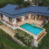 Sunrise 7BR Luxe Villa Sea View V151