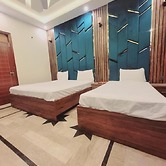 family rose guest house