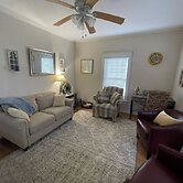 Historic 2BR Walk to Dining Porch & Yard